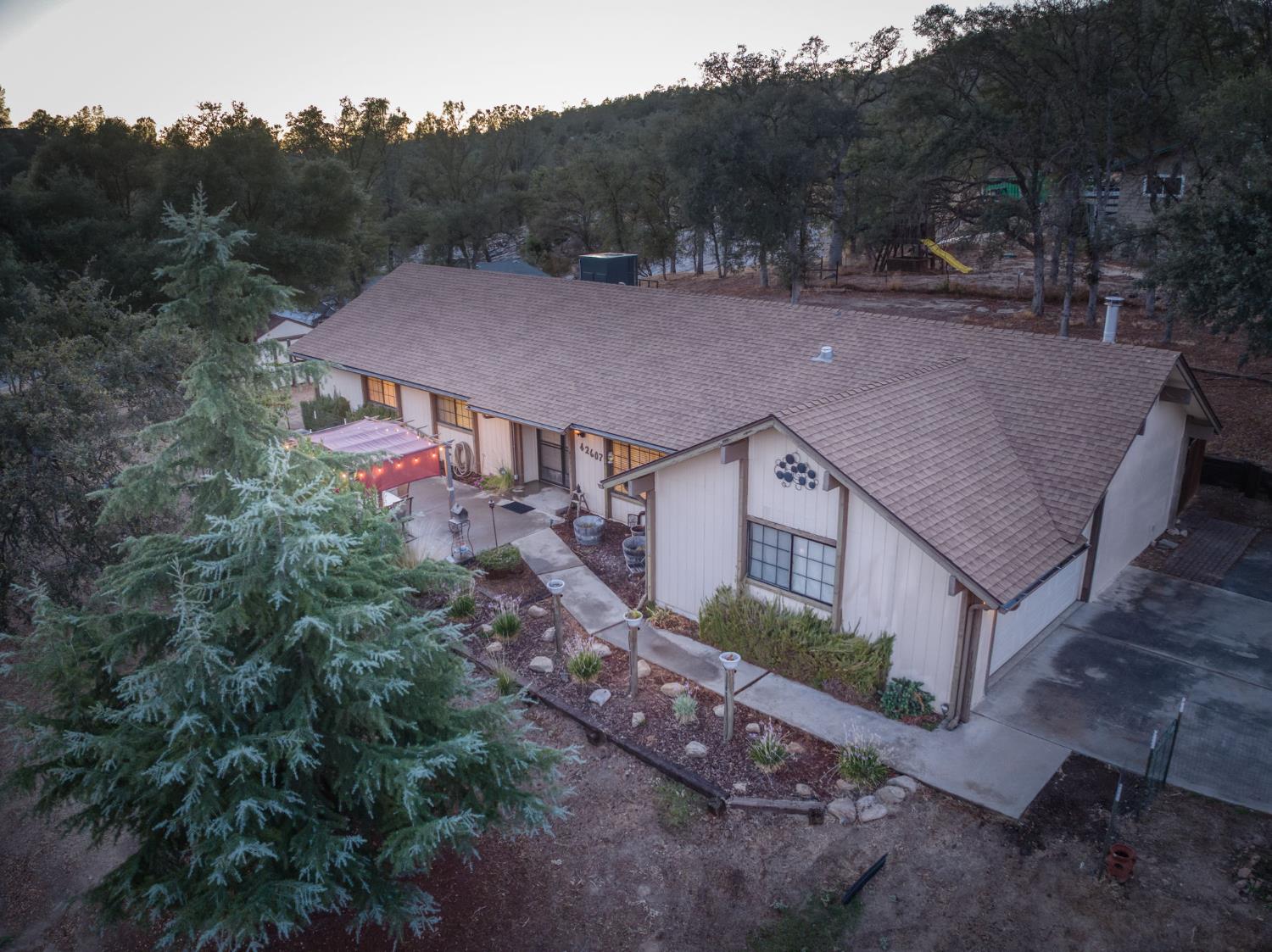 42607 Long Hollow Dr, Coarsegold, CA 93614
