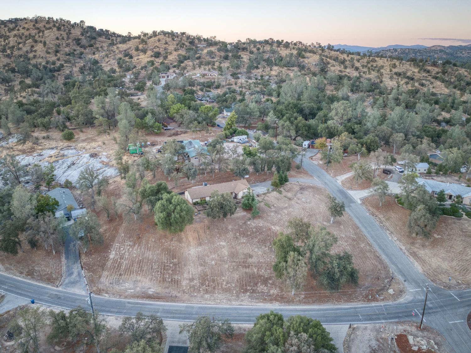 42607 Long Hollow Dr, Coarsegold, CA 93614