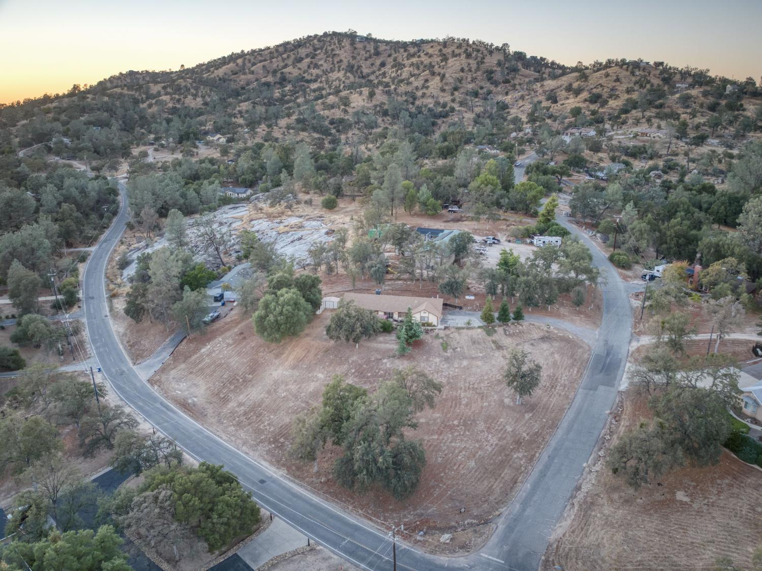42607 Long Hollow Dr, Coarsegold, CA 93614