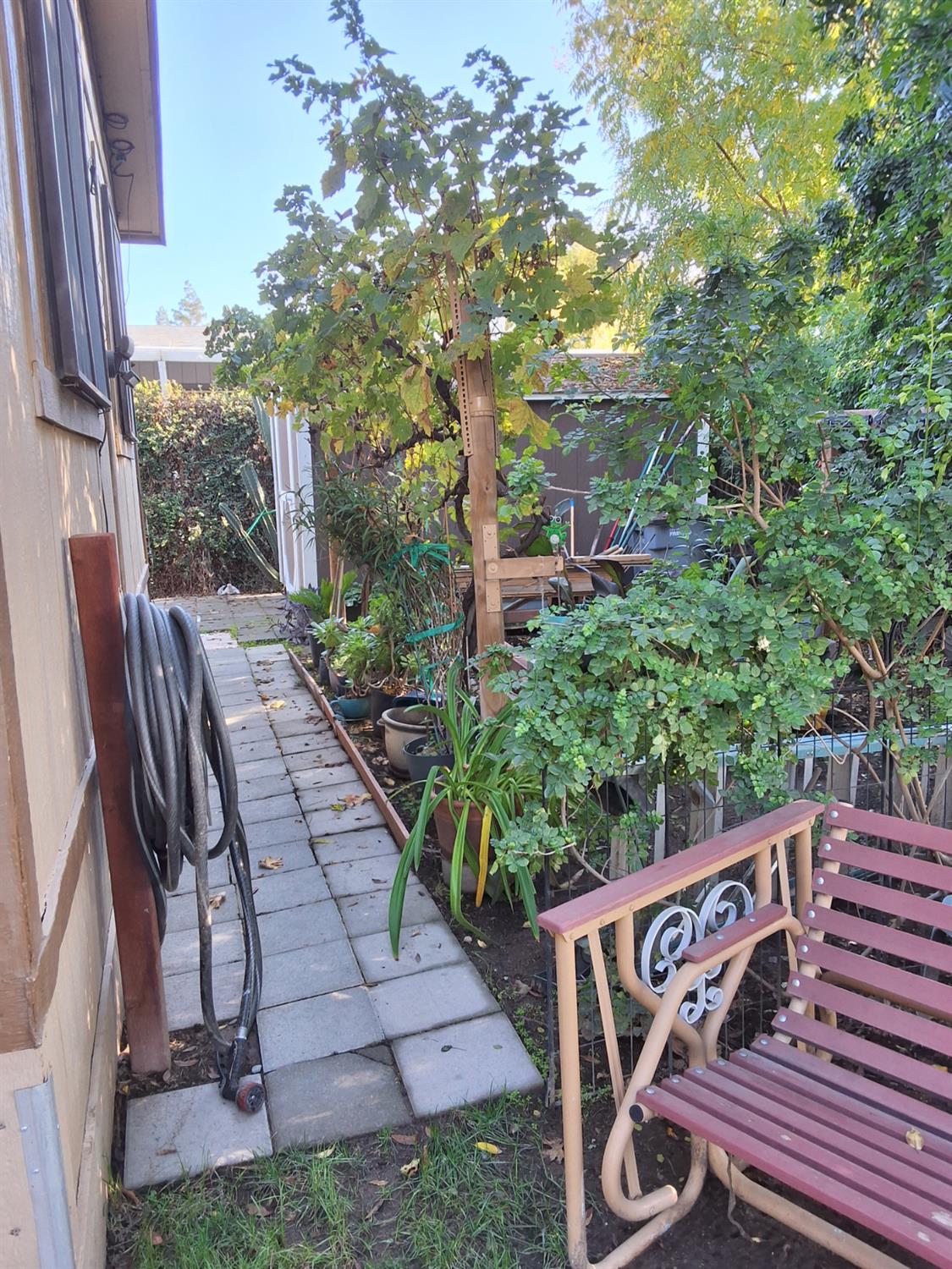 336 E Alluvial Ave #1, Fresno, CA 93720