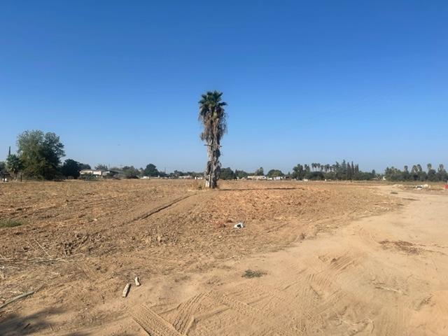 3129 N Milburn Ave, Fresno, CA 93722