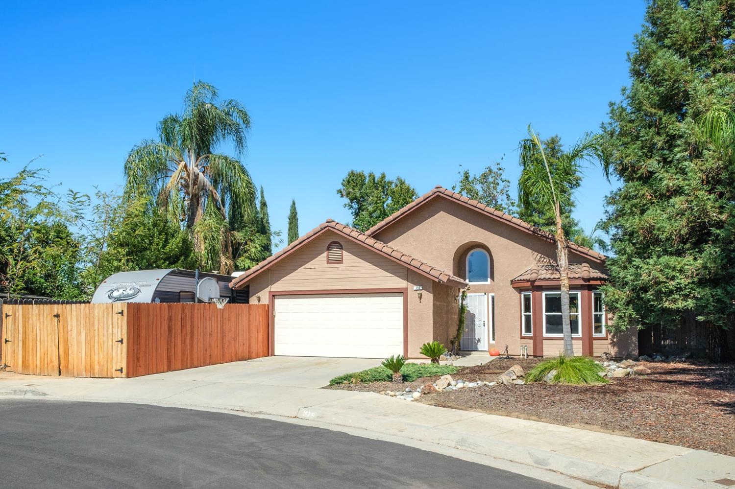 139 Kelley Ct, Clovis, CA 93611