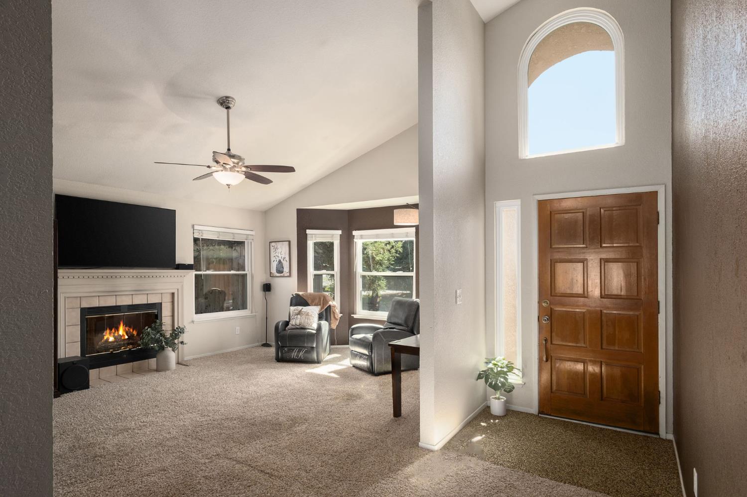 139 Kelley Ct, Clovis, CA 93611