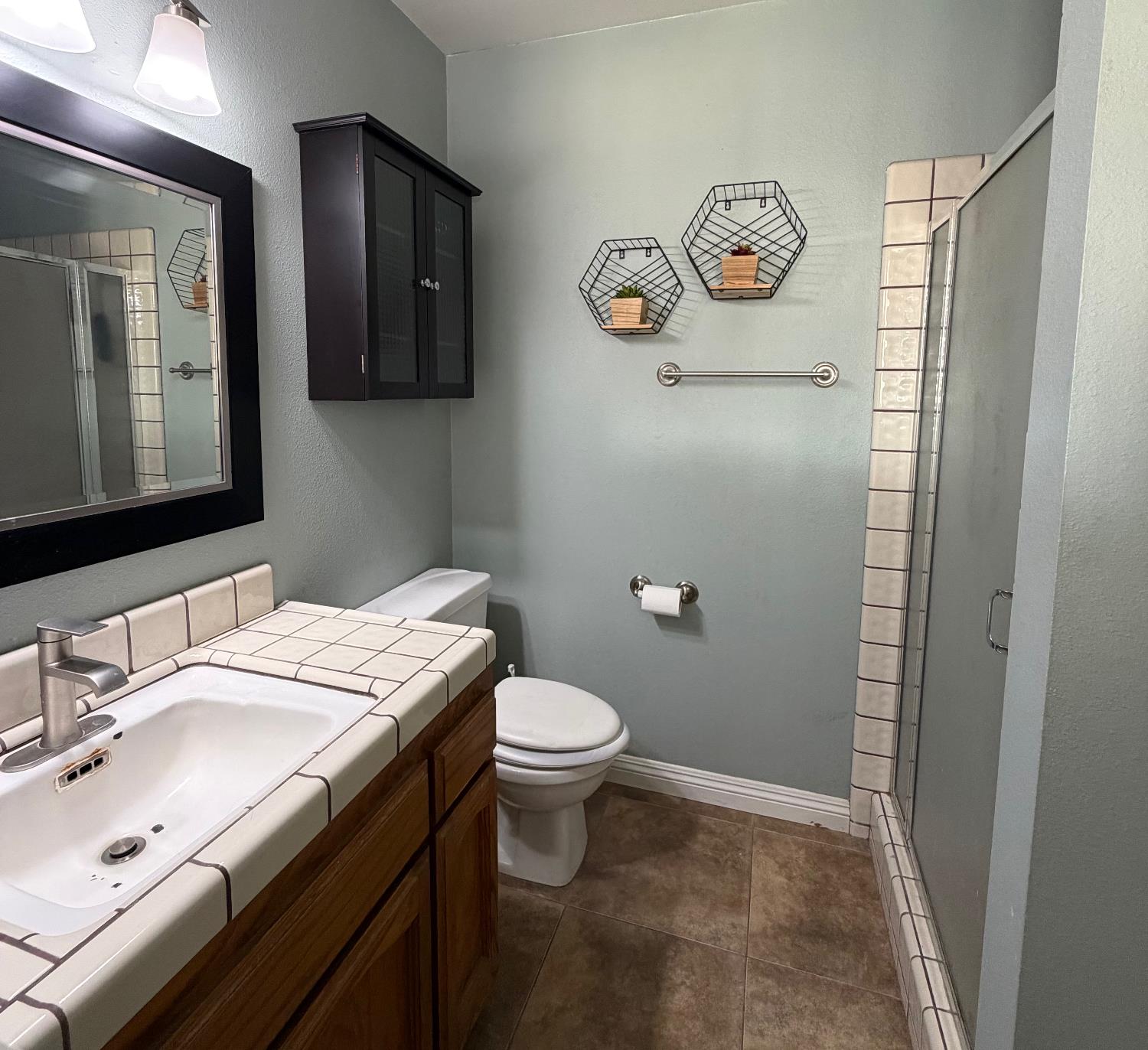 2023 Paul Ave, Clovis, CA 93611