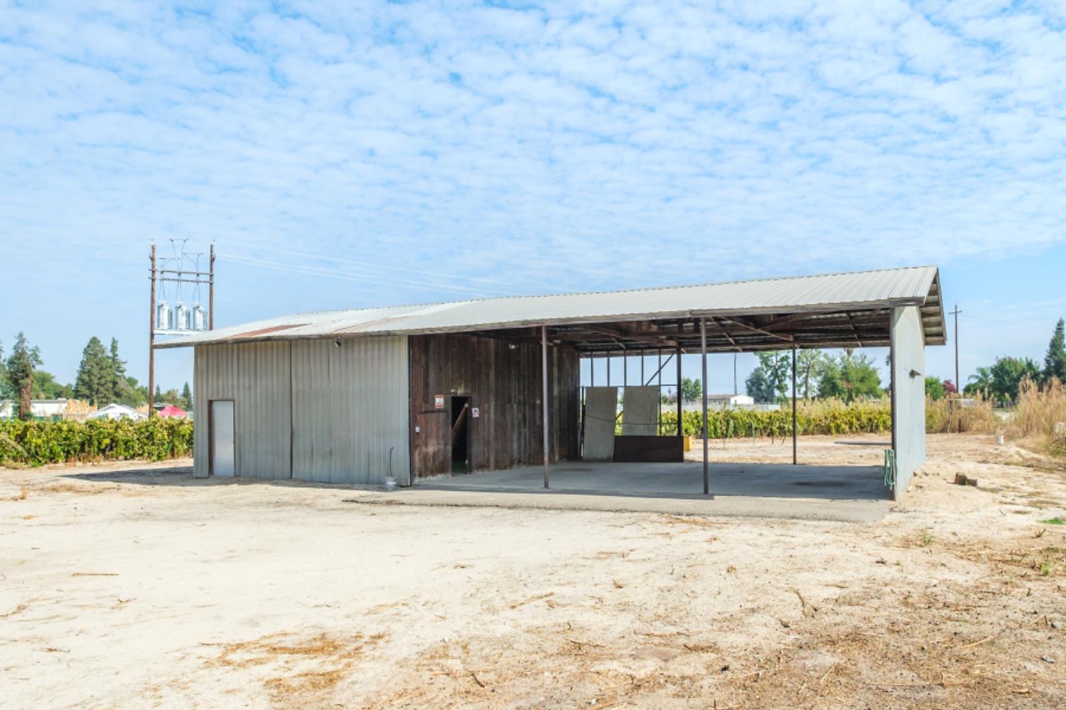 11473 E Manning Ave, Selma, CA 93662