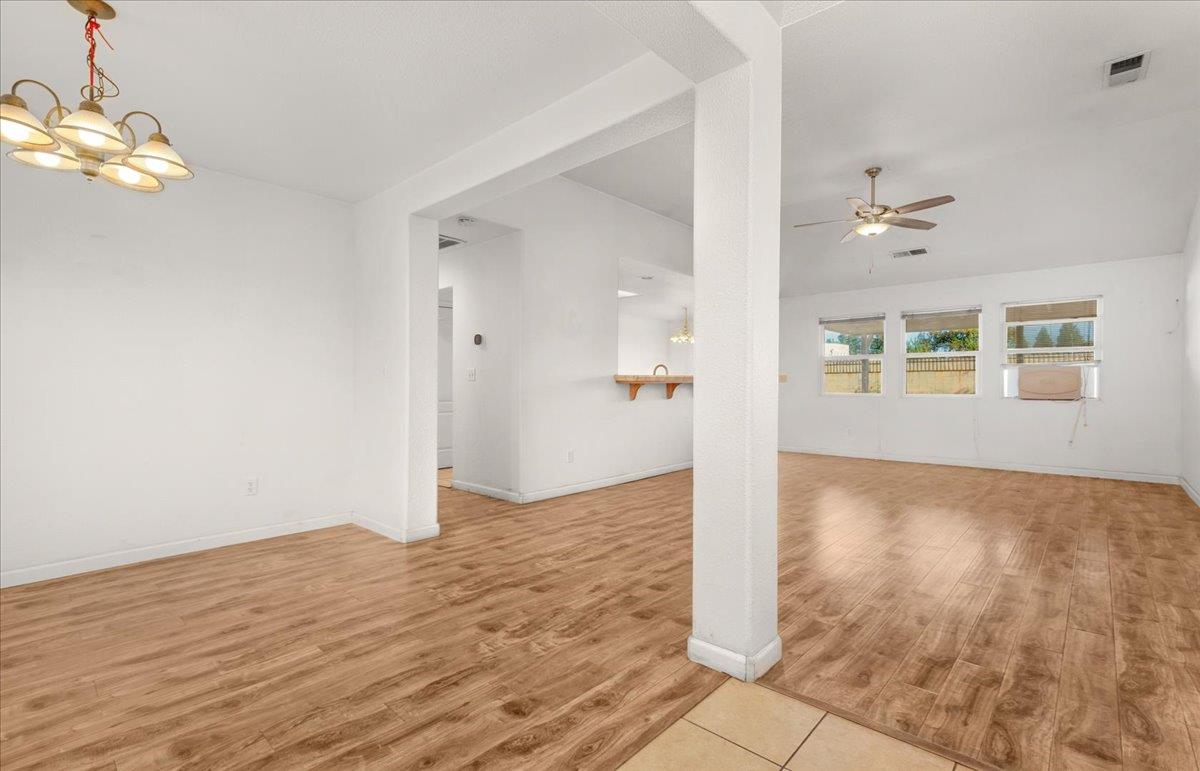 4360 W Vassar Ave, Fresno, CA 93722