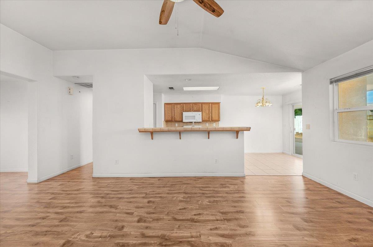 4360 W Vassar Ave, Fresno, CA 93722