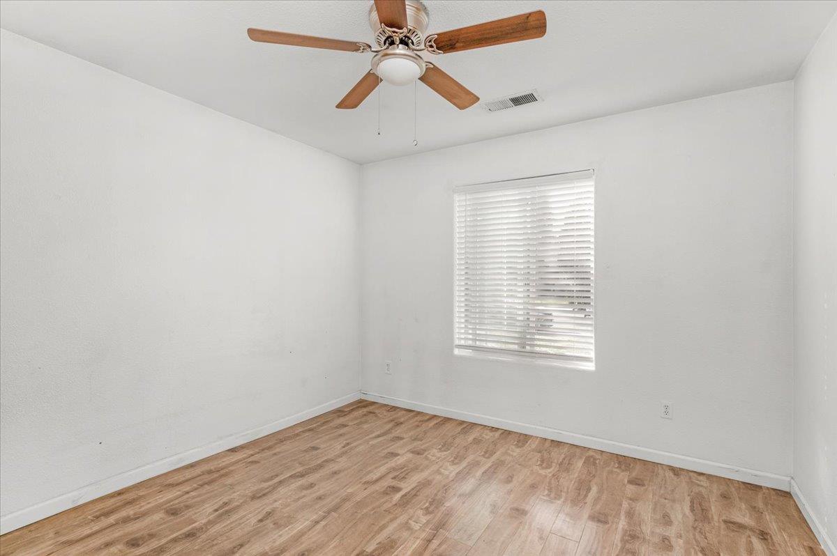 4360 W Vassar Ave, Fresno, CA 93722