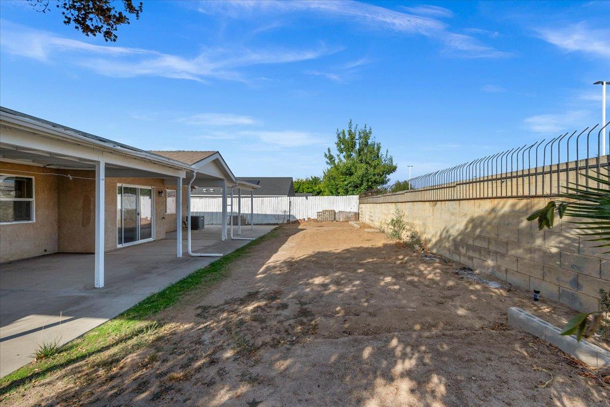 4360 W Vassar Ave, Fresno, CA 93722