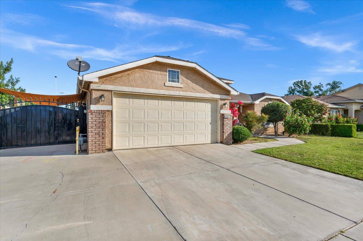 4360 W Vassar Ave, Fresno, CA 93722