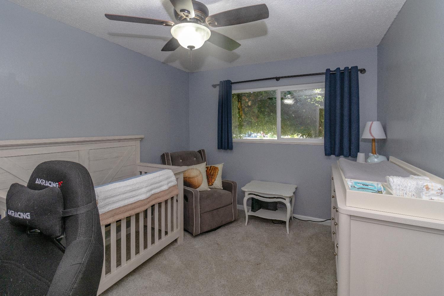 5720 N Bond Ave, Fresno, CA 93710