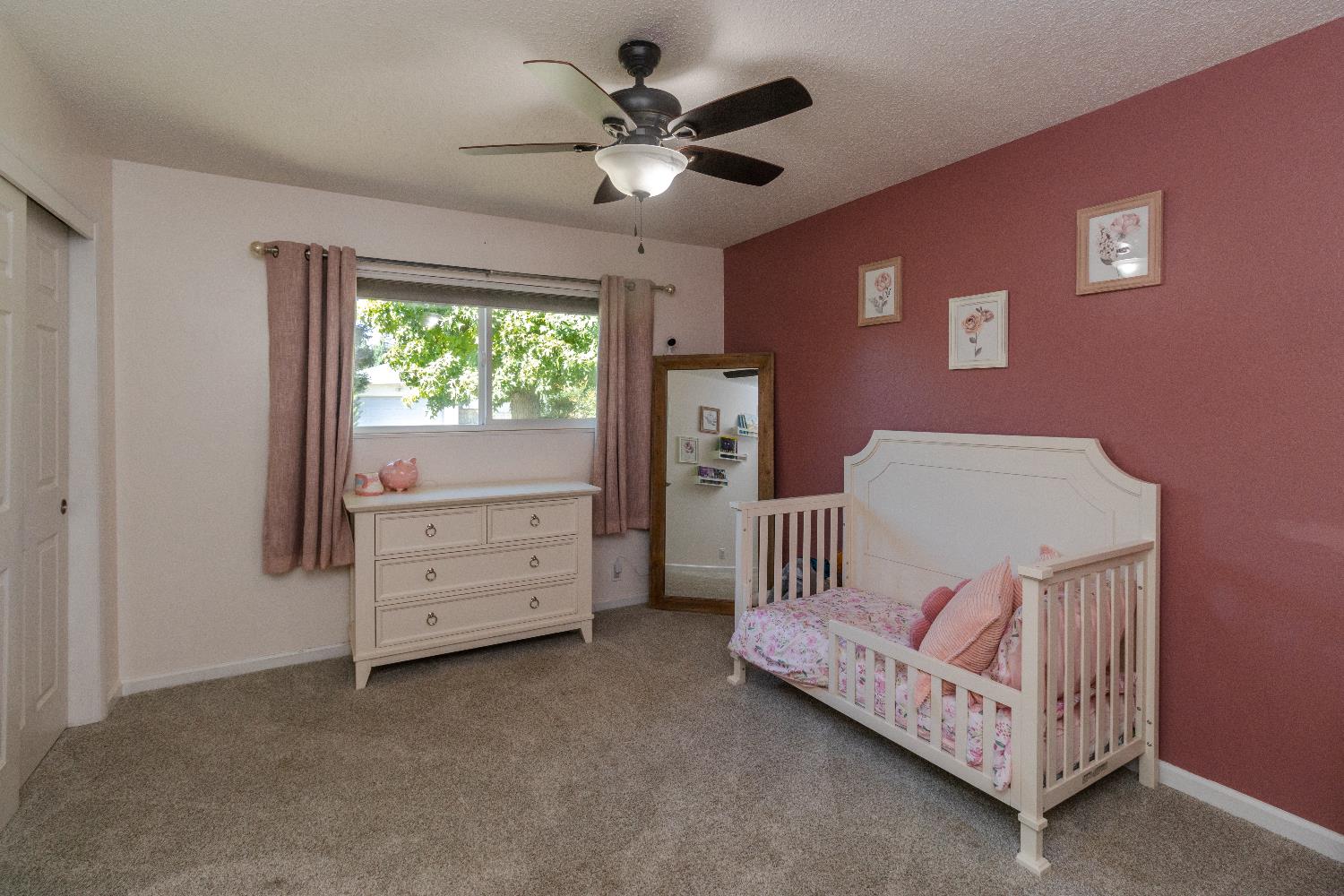 5720 N Bond Ave, Fresno, CA 93710
