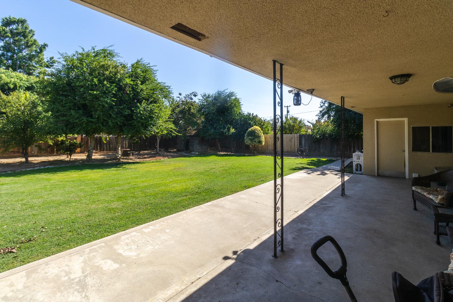 5720 N Bond Ave, Fresno, CA 93710