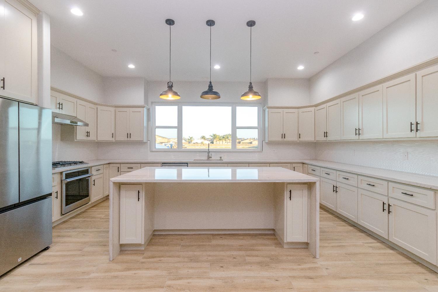 5772 N Garfield, Fresno, CA 93723