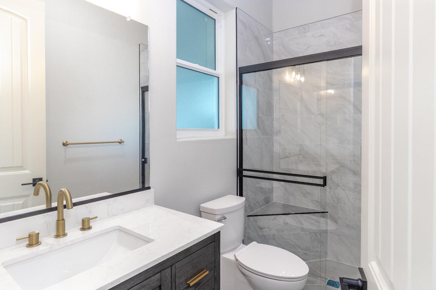 5772 N Garfield, Fresno, CA 93723