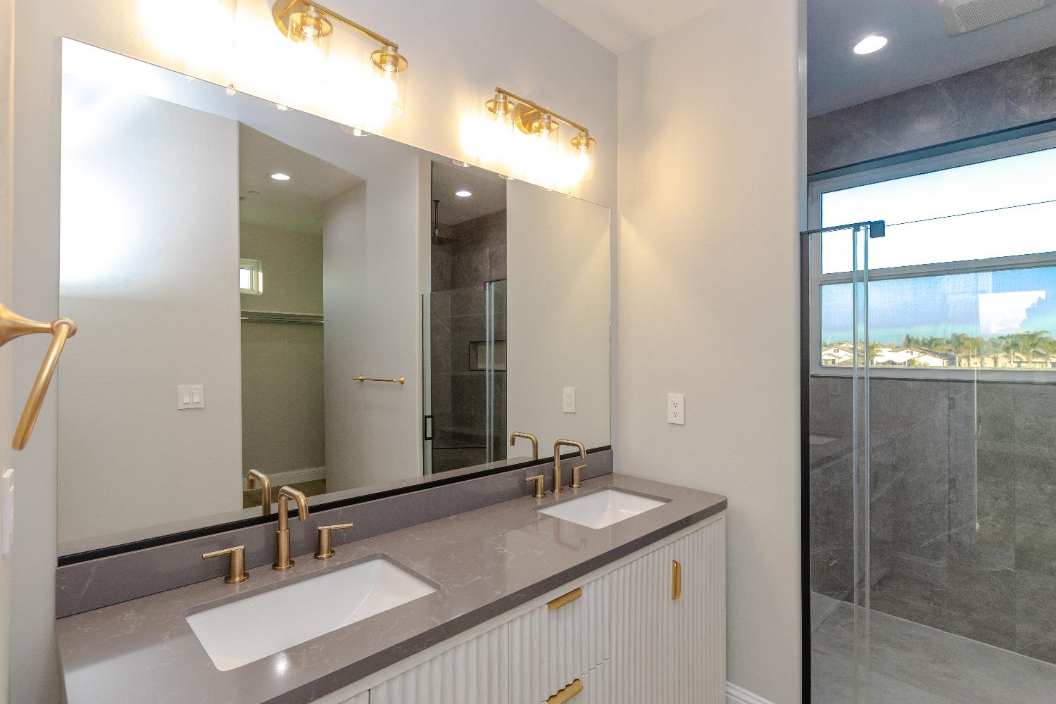 5772 N Garfield, Fresno, CA 93723