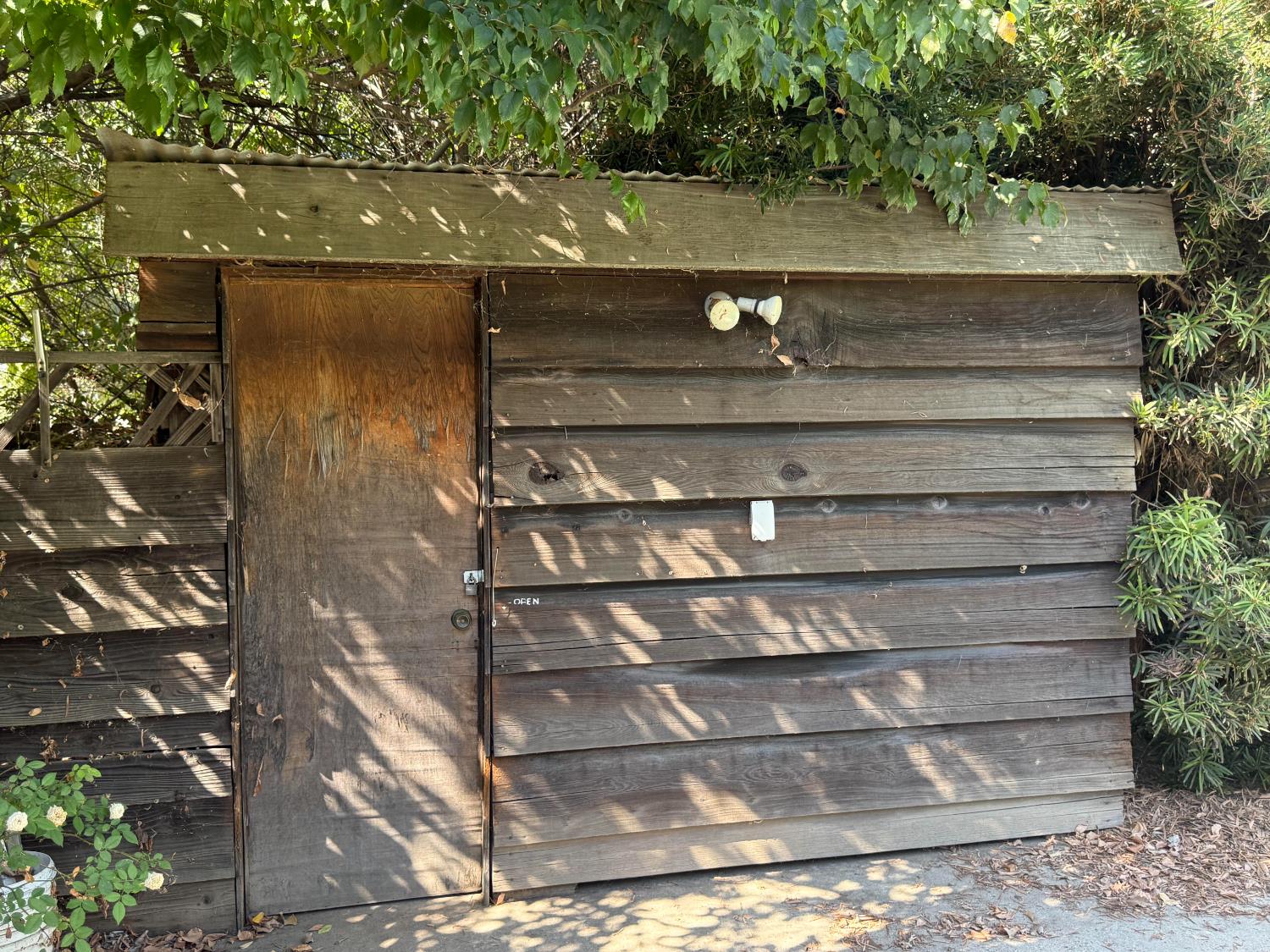 742 S Park Circle Dr, Fresno, CA 93727