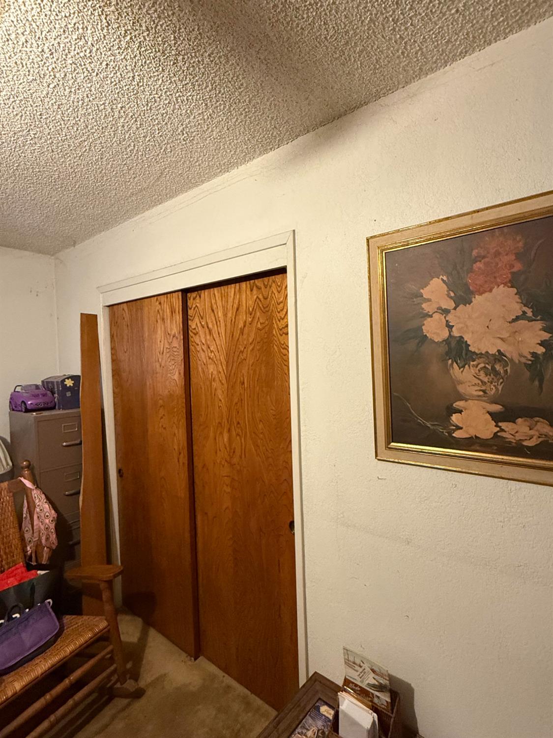 742 S Park Circle Dr, Fresno, CA 93727