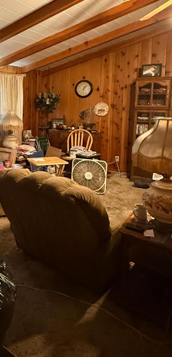 742 S Park Circle Dr, Fresno, CA 93727