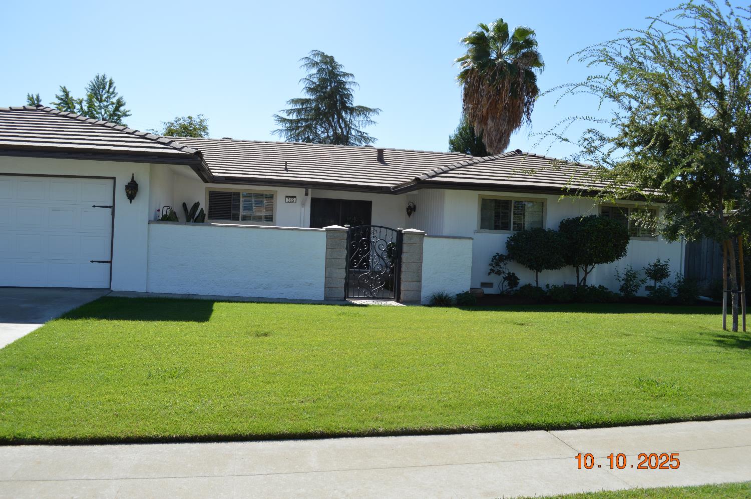 365 W Escalon Ave, Fresno, CA 93704