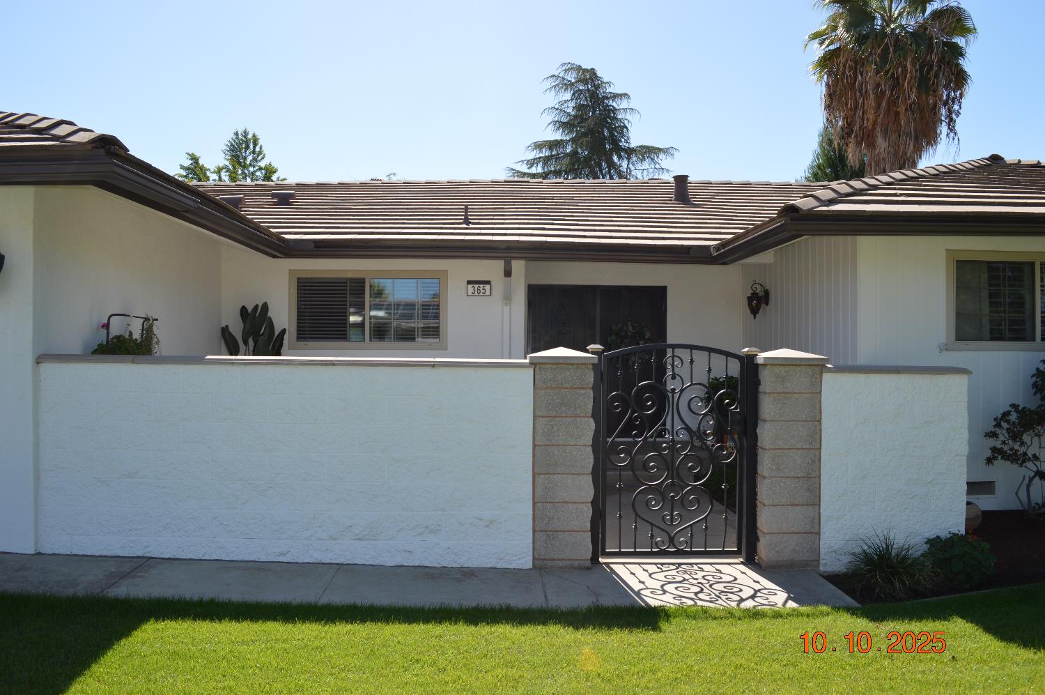 365 W Escalon Ave, Fresno, CA 93704