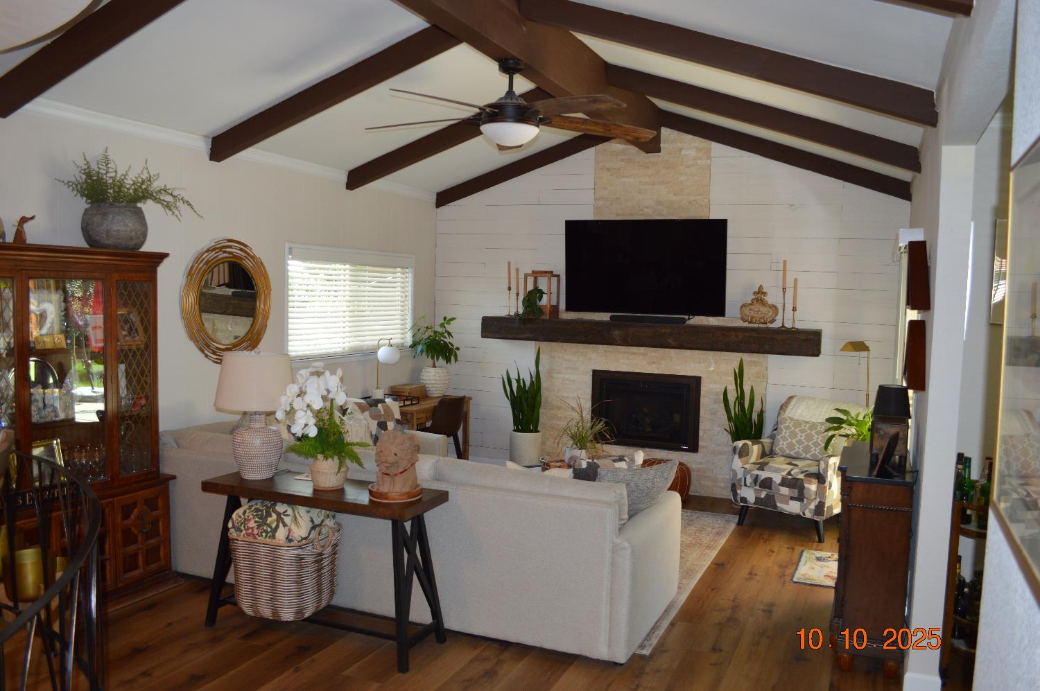 365 W Escalon Ave, Fresno, CA 93704
