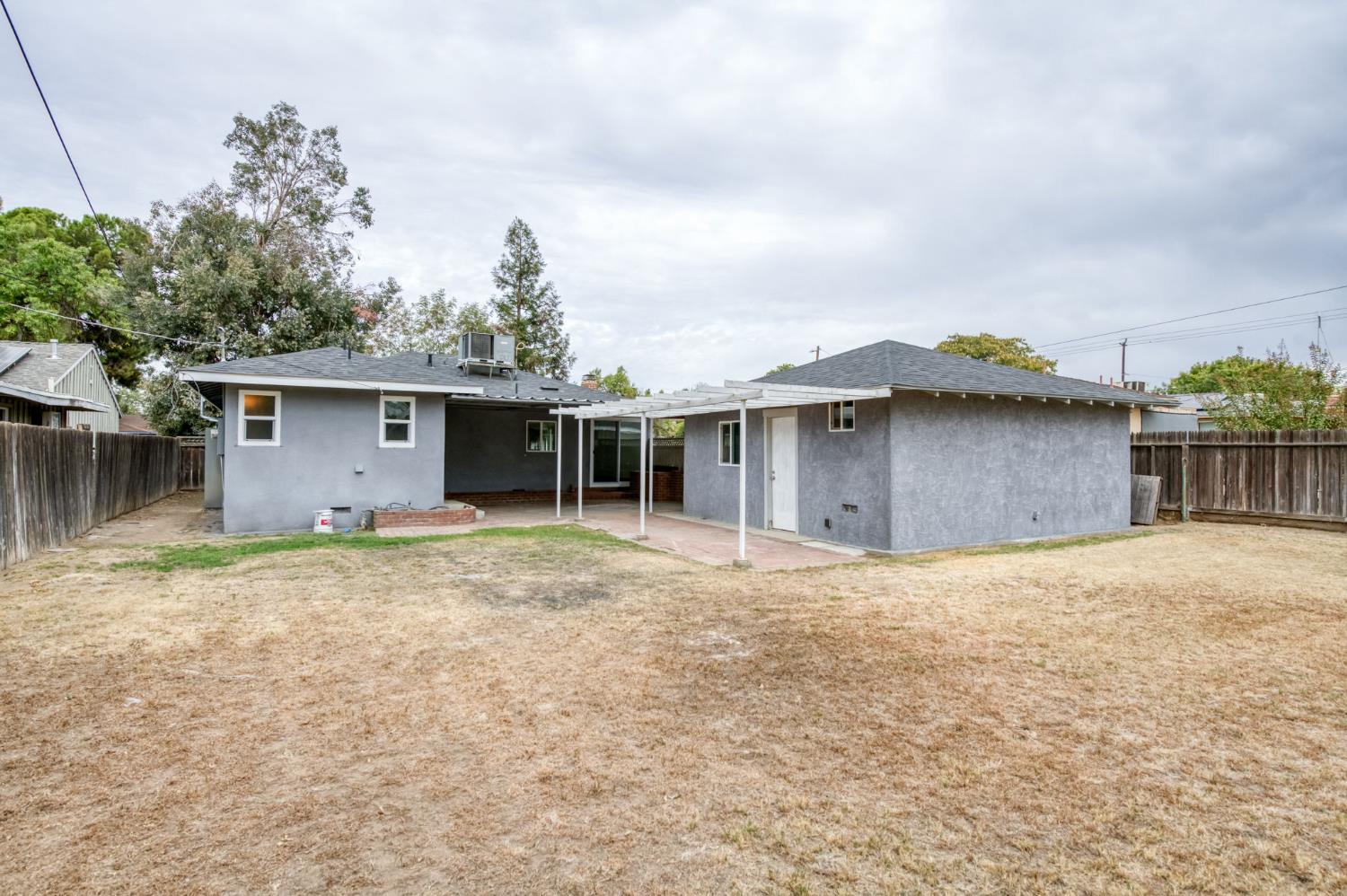 935 W Princeton Ave, Fresno, CA 93705