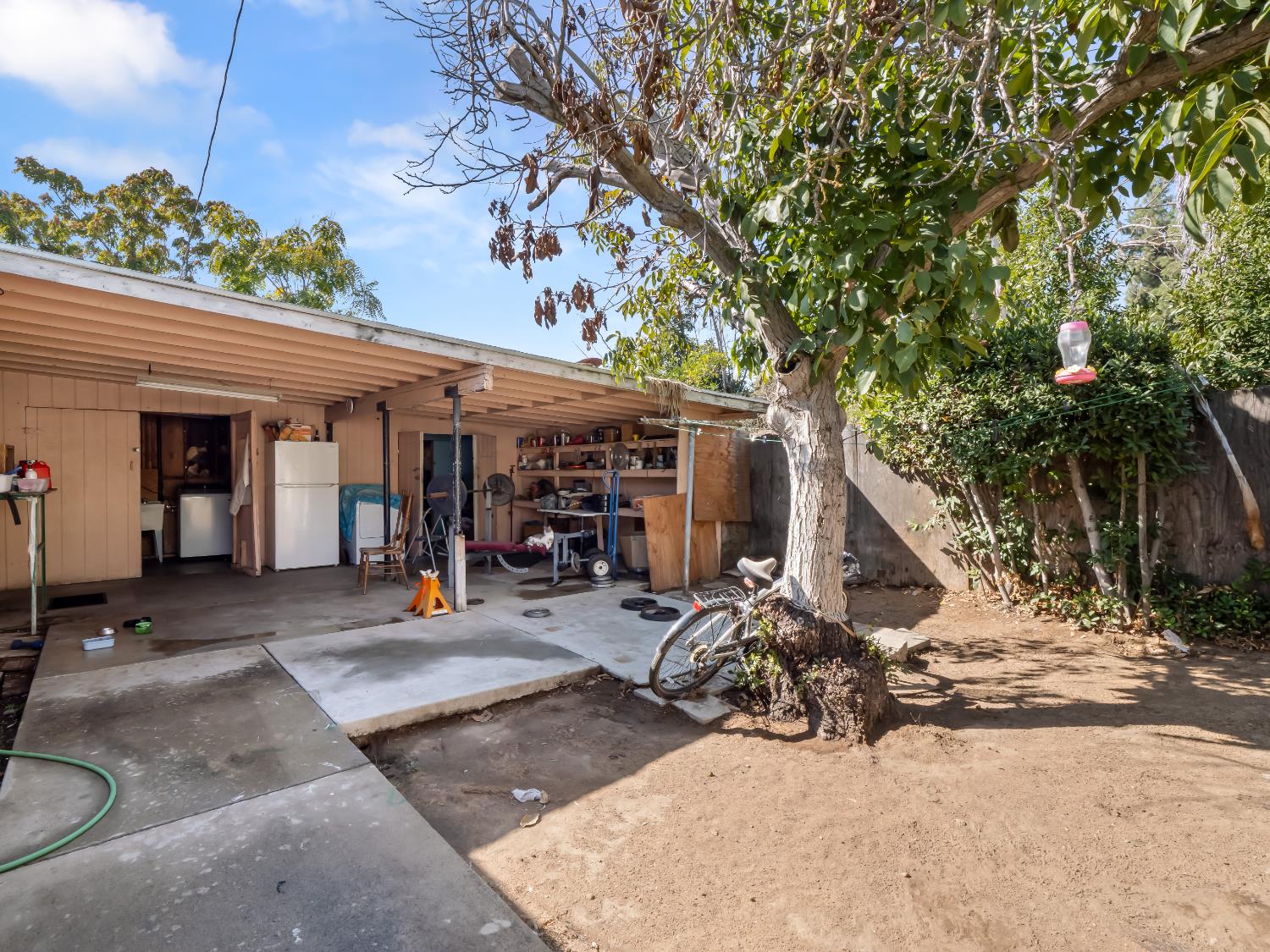 128 S Willow Ave, Fresno, CA 93727