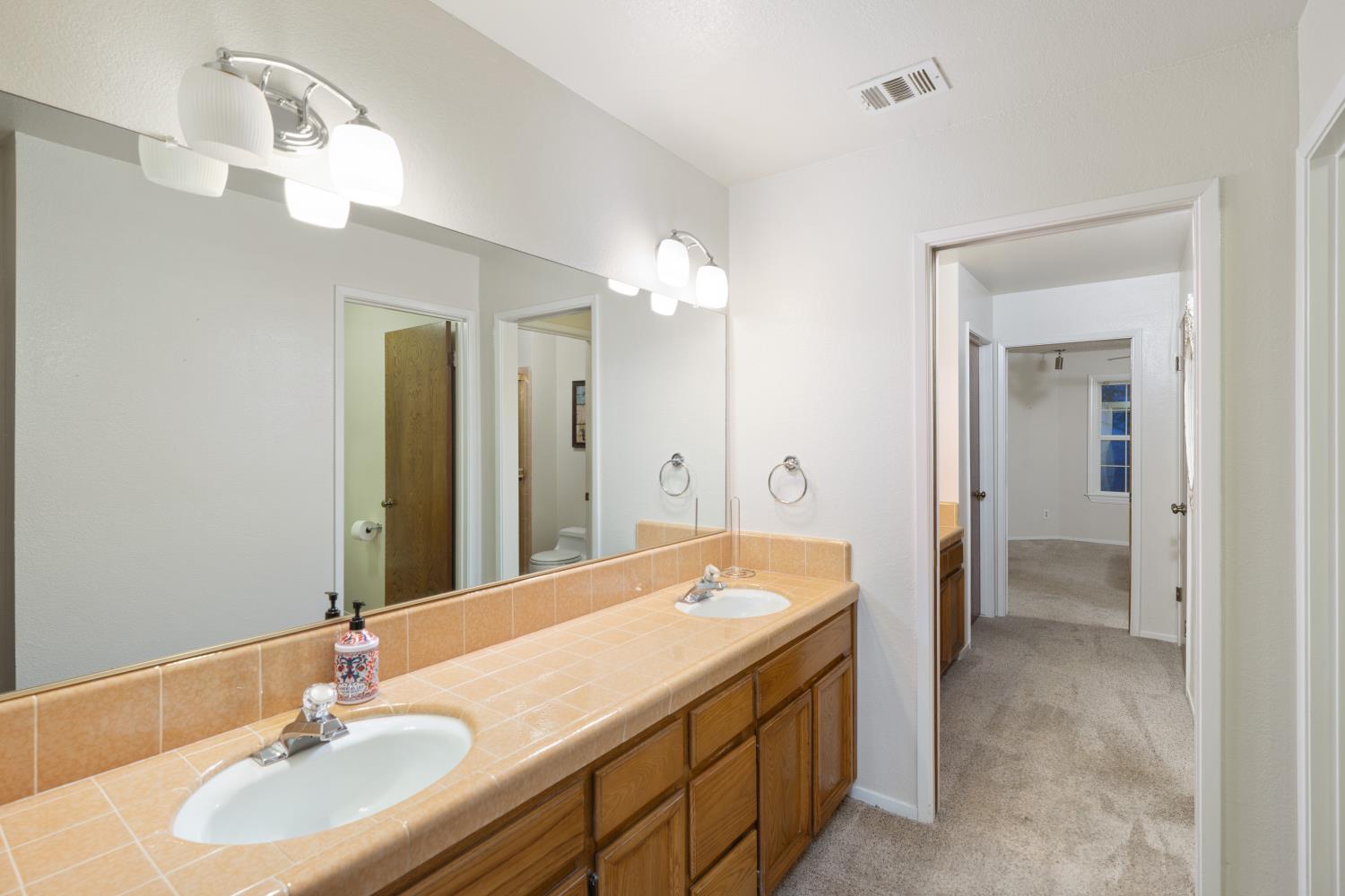 315 E Nees Ave #155, Fresno, CA 93720