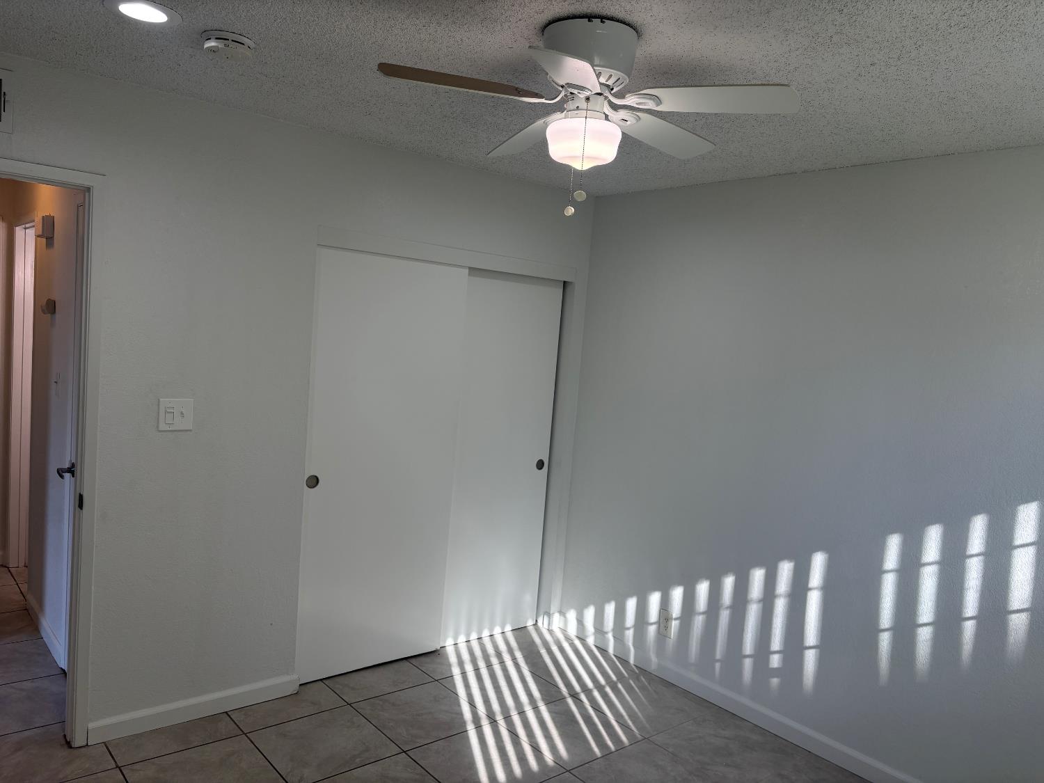 411 W Santa Ana Ave W #1, Clovis, CA 93612