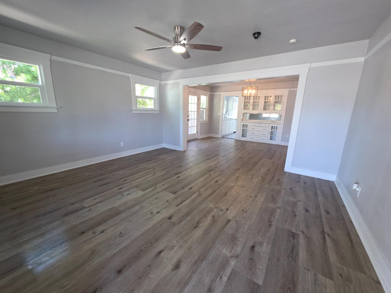 4002 E Lyell Ave, Fresno, CA 93702