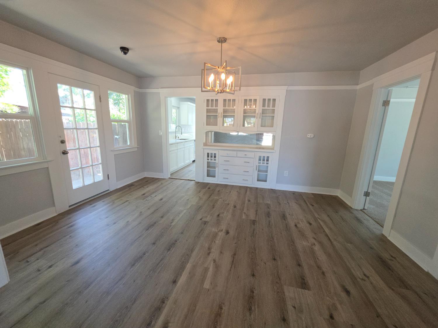 4002 E Lyell Ave, Fresno, CA 93702