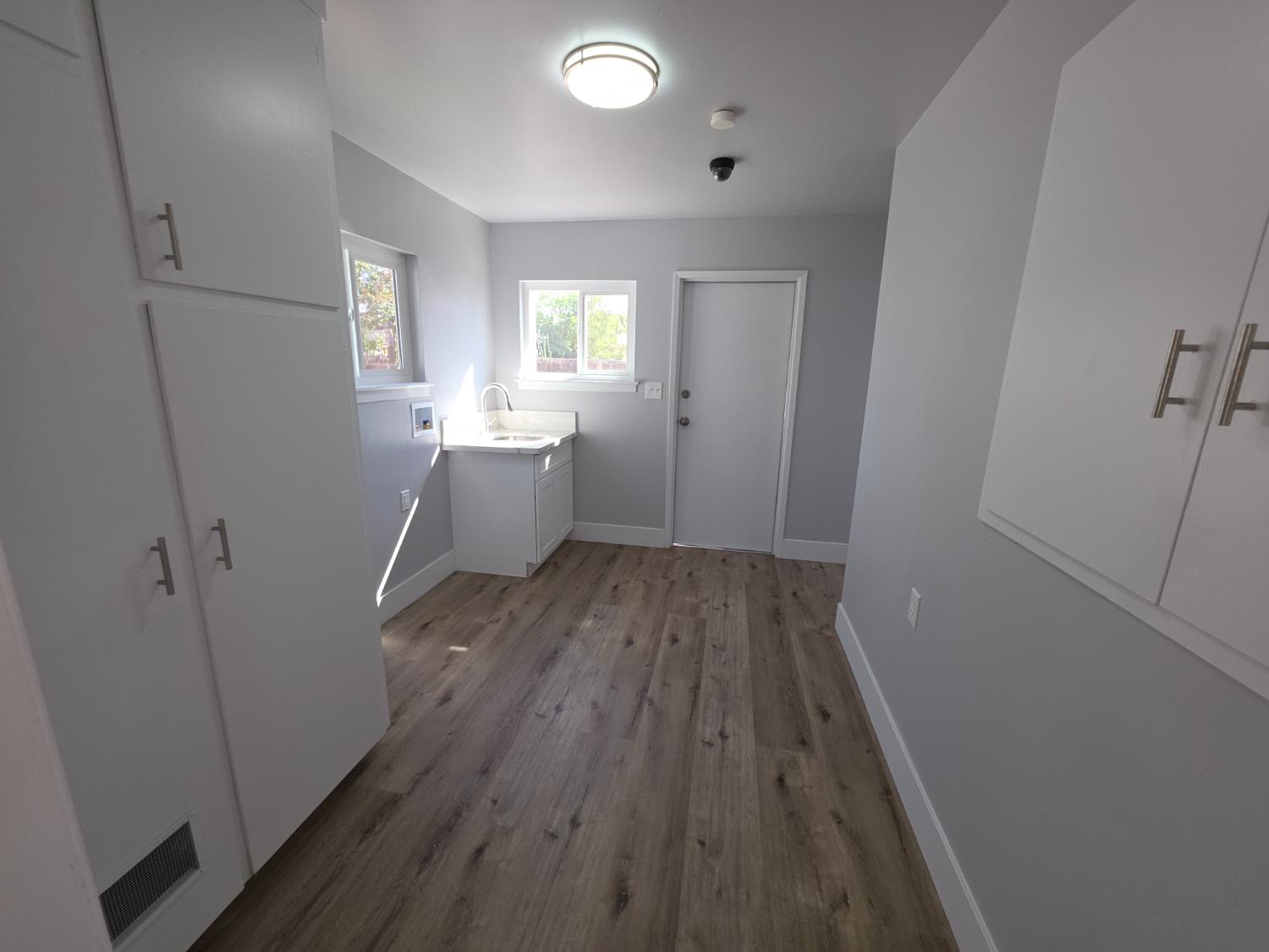 4002 E Lyell Ave, Fresno, CA 93702