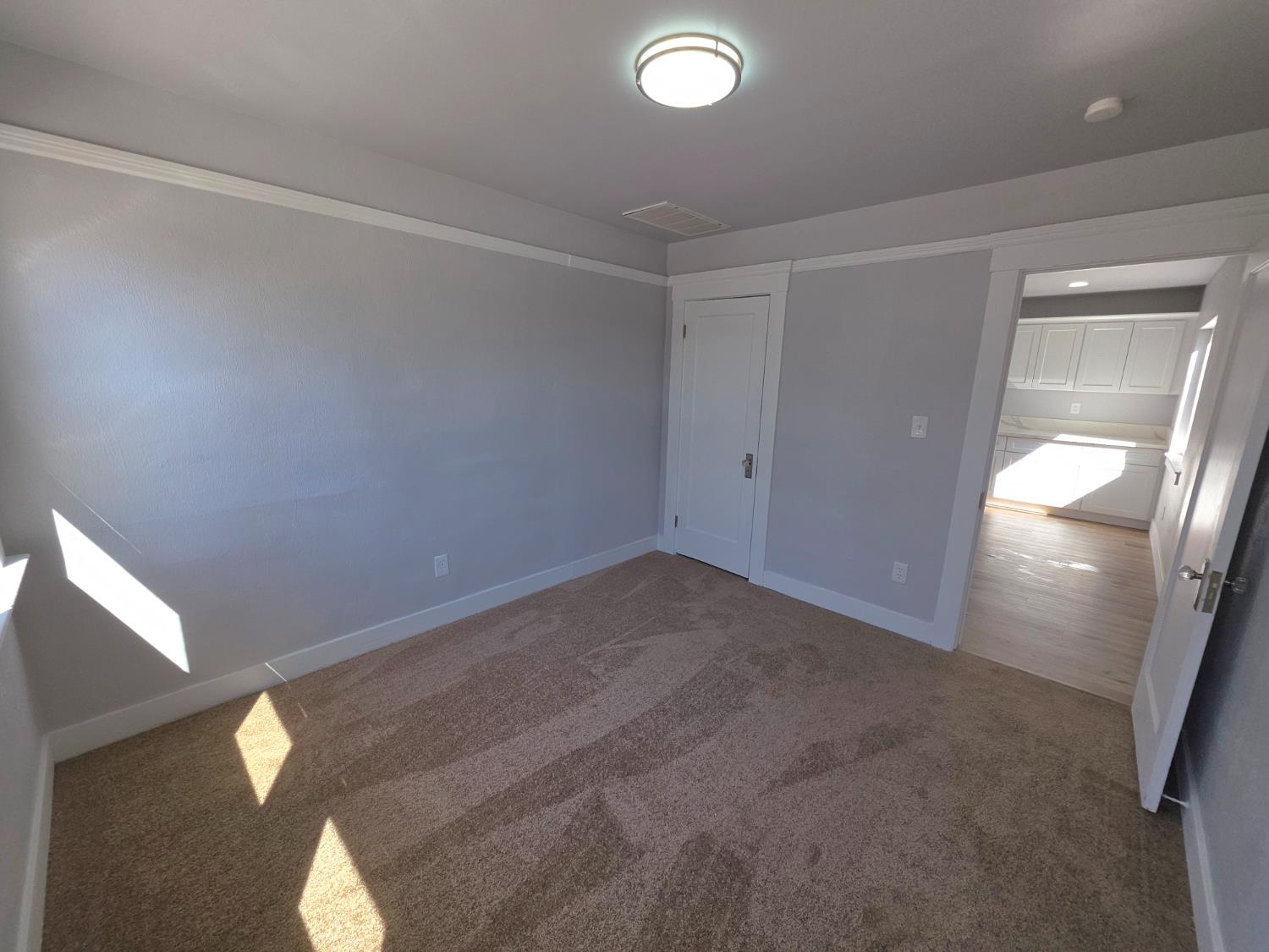 4002 E Lyell Ave, Fresno, CA 93702