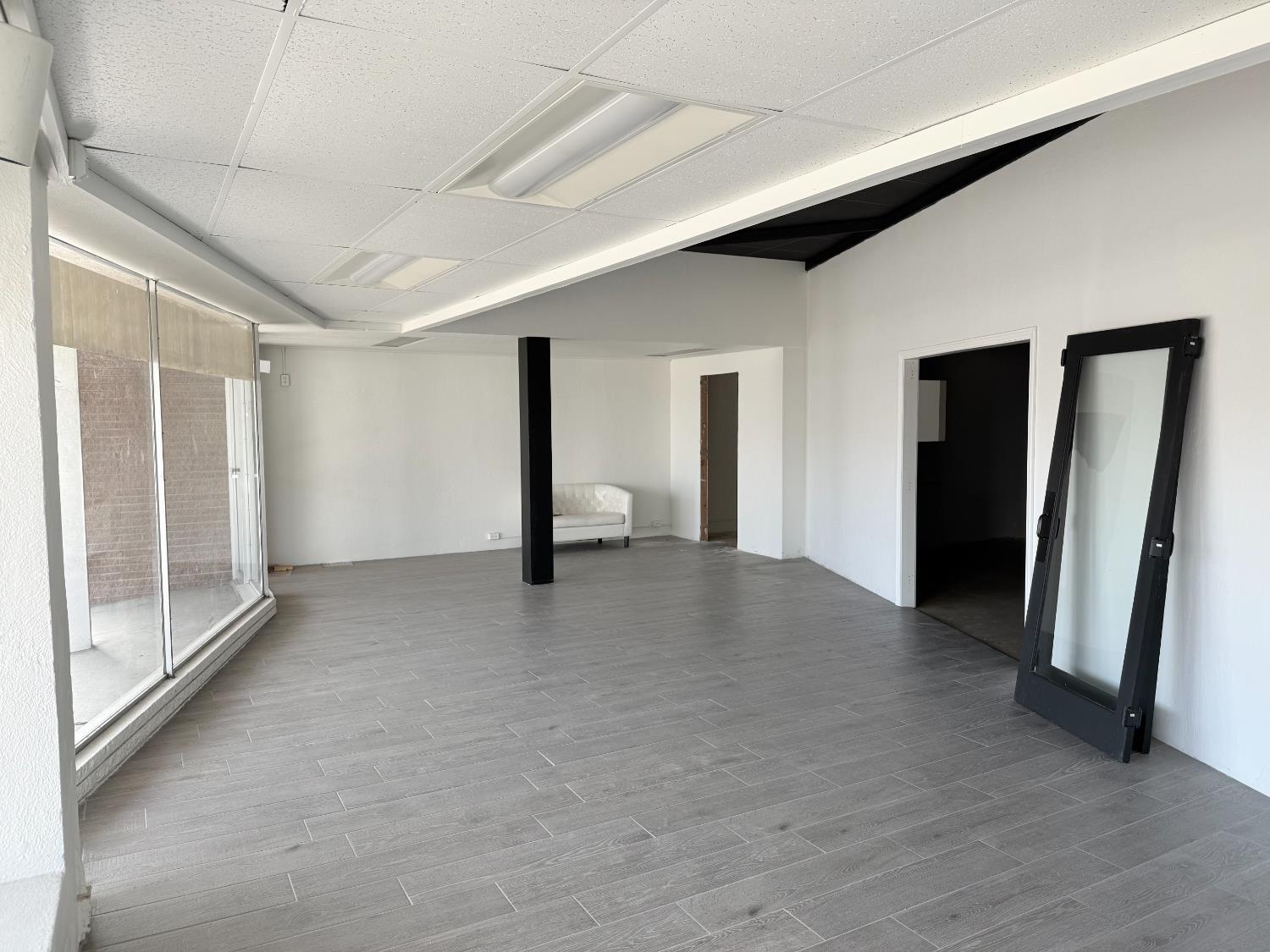 2015 1st St, Selma, CA 93662