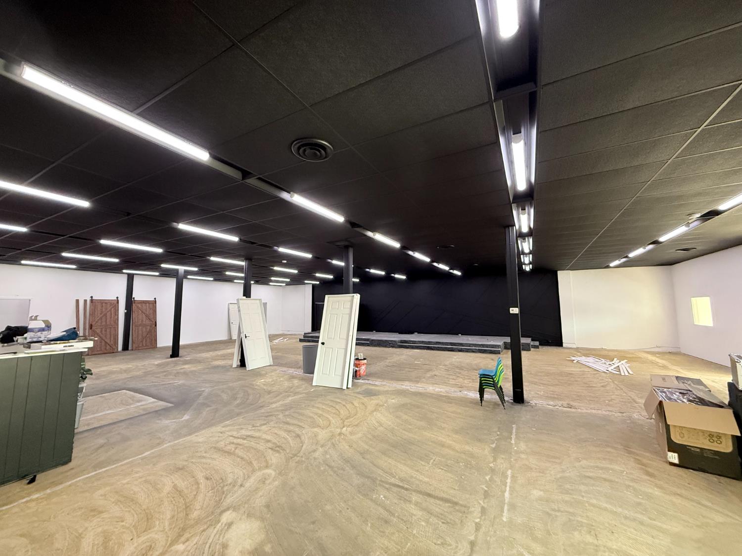 2015 1st St, Selma, CA 93662