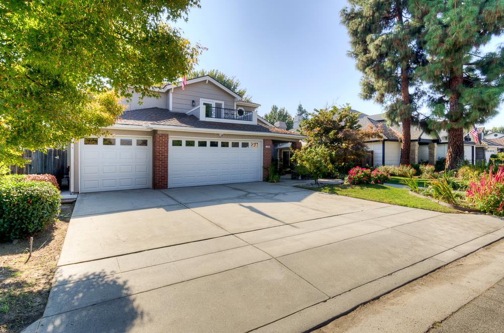 1149 E Salem Ave, Fresno, CA 93720