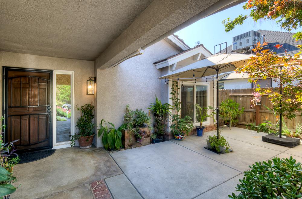 1149 E Salem Ave, Fresno, CA 93720