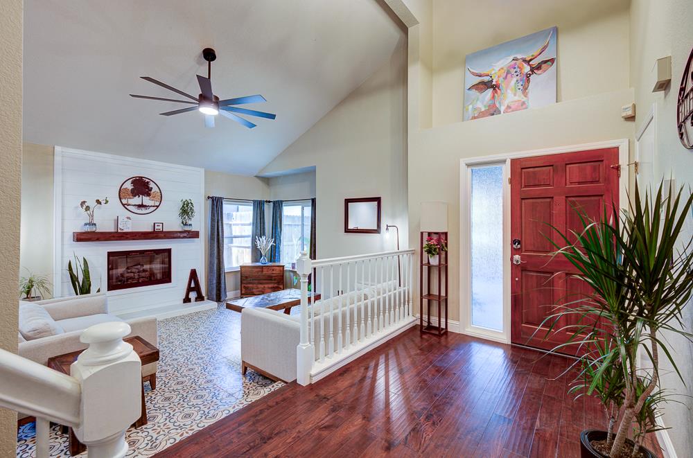 1149 E Salem Ave, Fresno, CA 93720