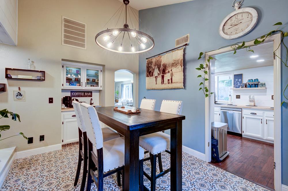 1149 E Salem Ave, Fresno, CA 93720