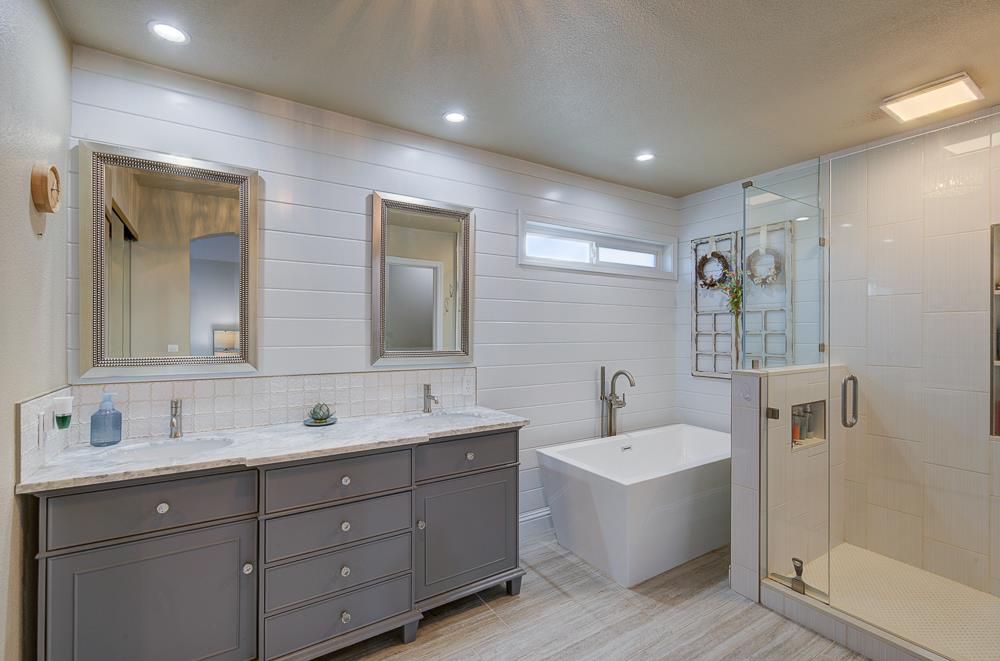 1149 E Salem Ave, Fresno, CA 93720