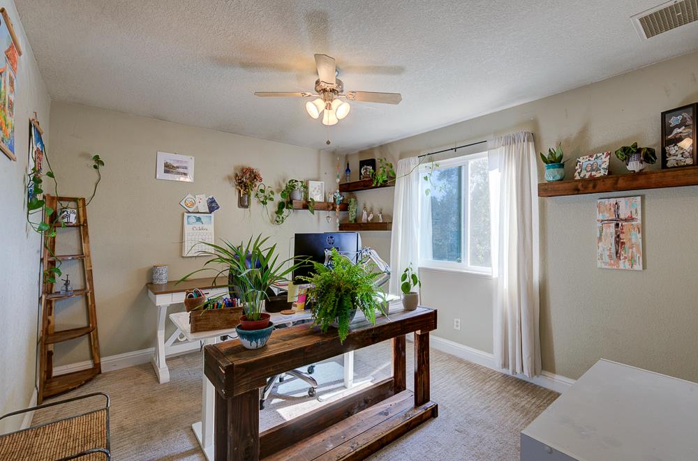 1149 E Salem Ave, Fresno, CA 93720