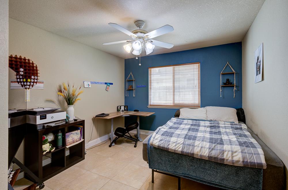 1149 E Salem Ave, Fresno, CA 93720