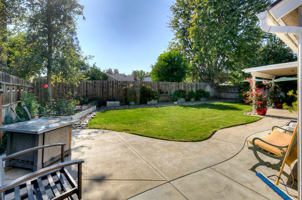 1149 E Salem Ave, Fresno, CA 93720