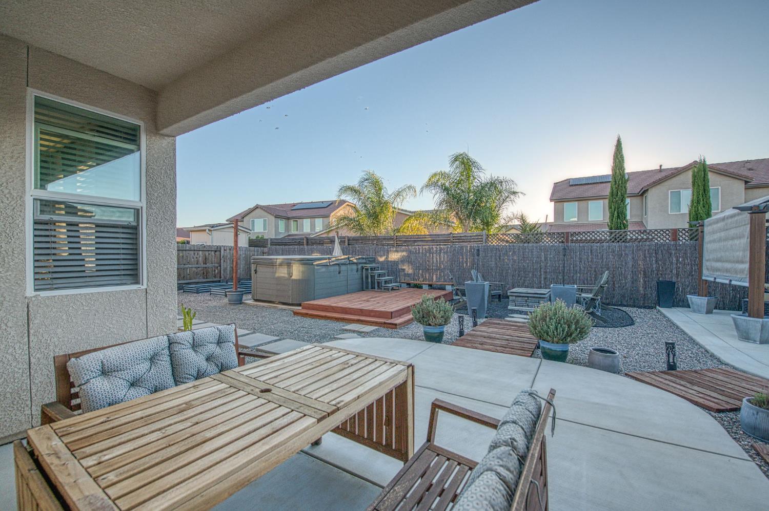1066 La Canada Ave, Clovis, CA 93619