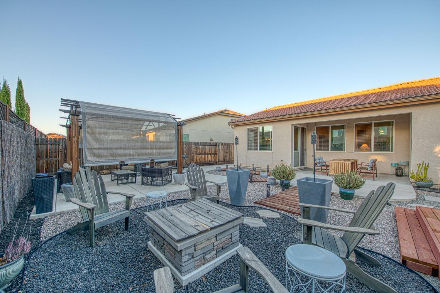 1066 La Canada Ave, Clovis, CA 93619