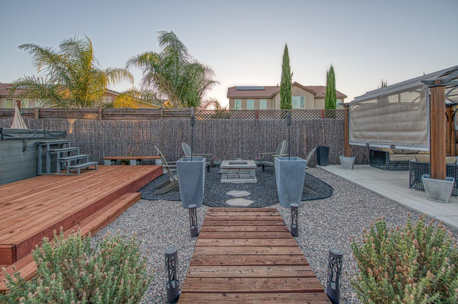 1066 La Canada Ave, Clovis, CA 93619