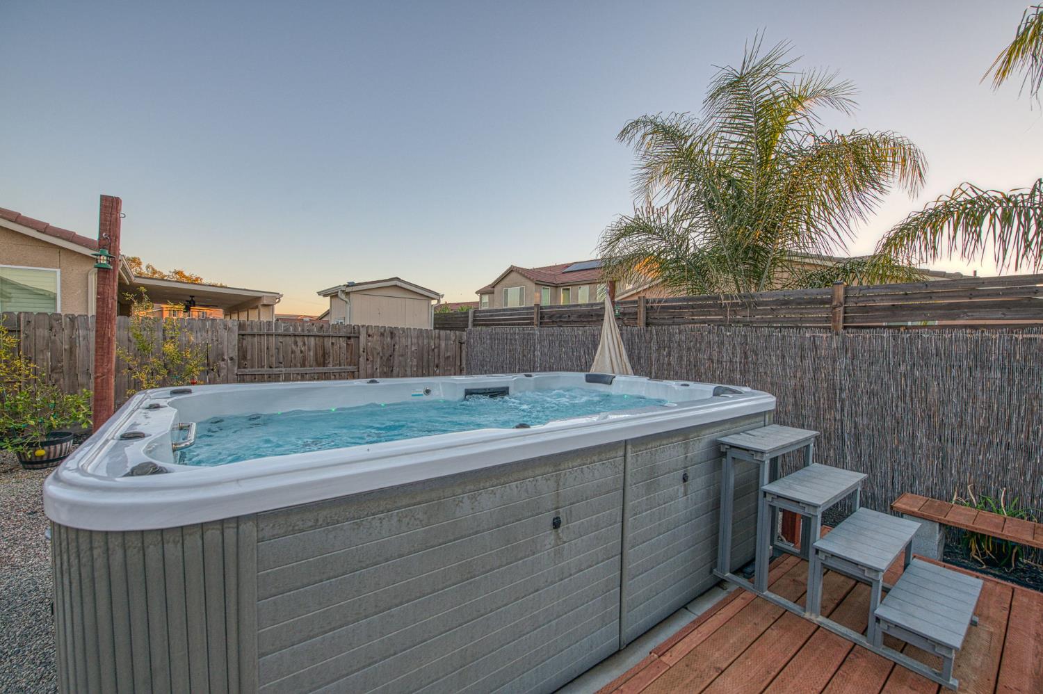 1066 La Canada Ave, Clovis, CA 93619