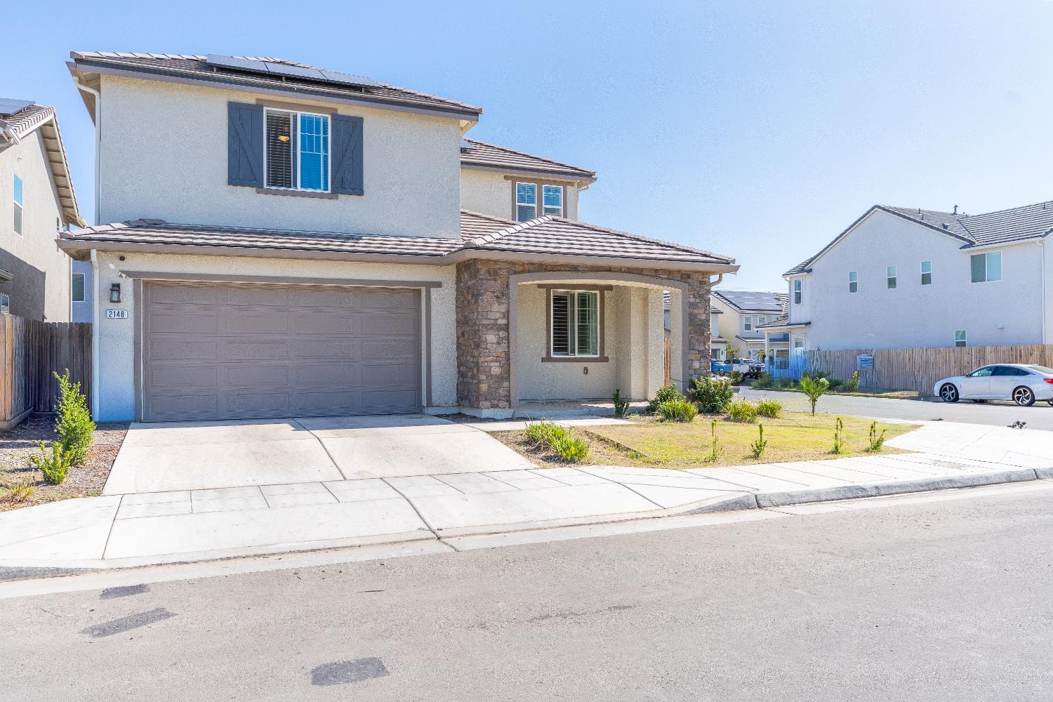 2148 N Millard Ave, Fresno, CA 93727