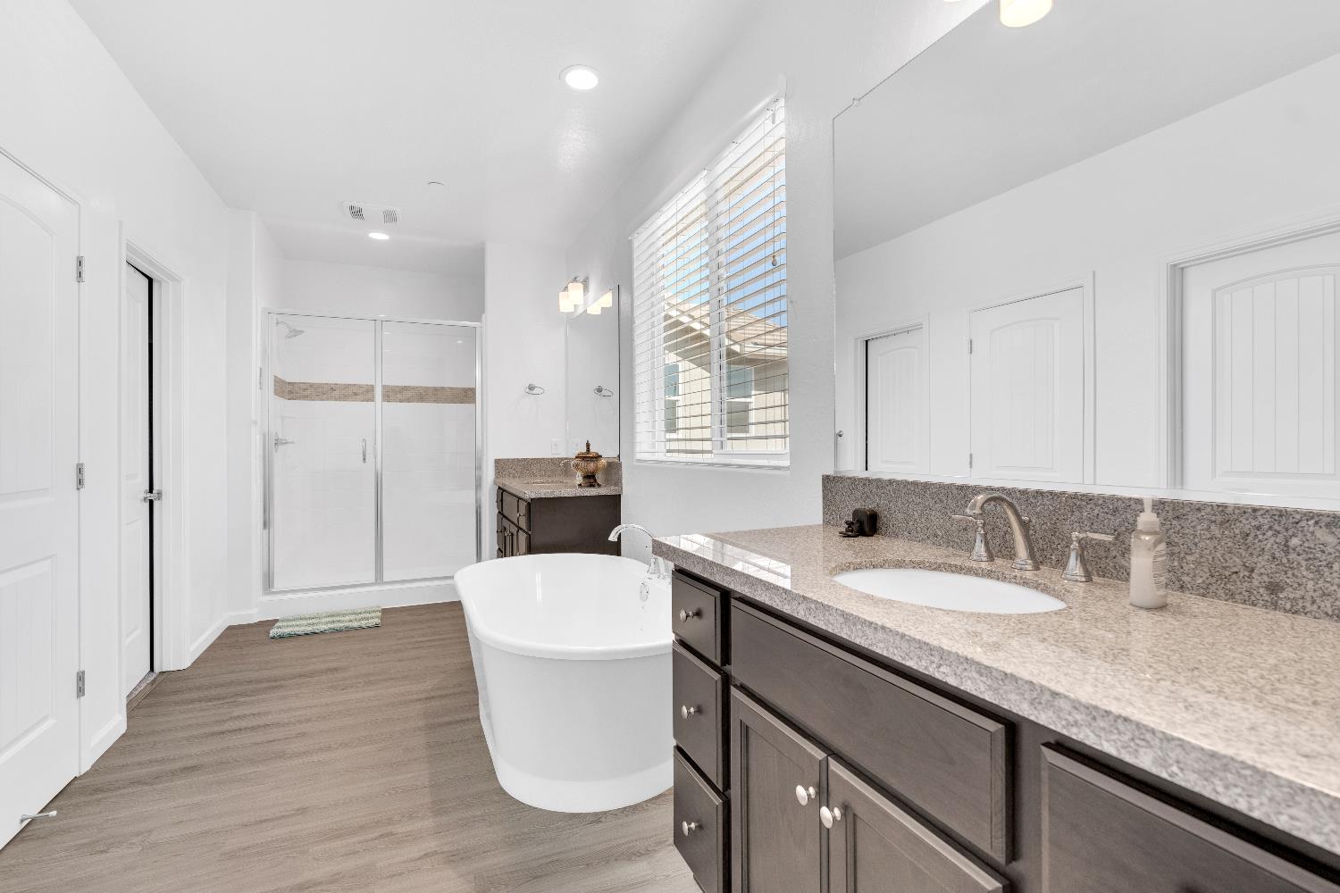 2148 N Millard Ave, Fresno, CA 93727